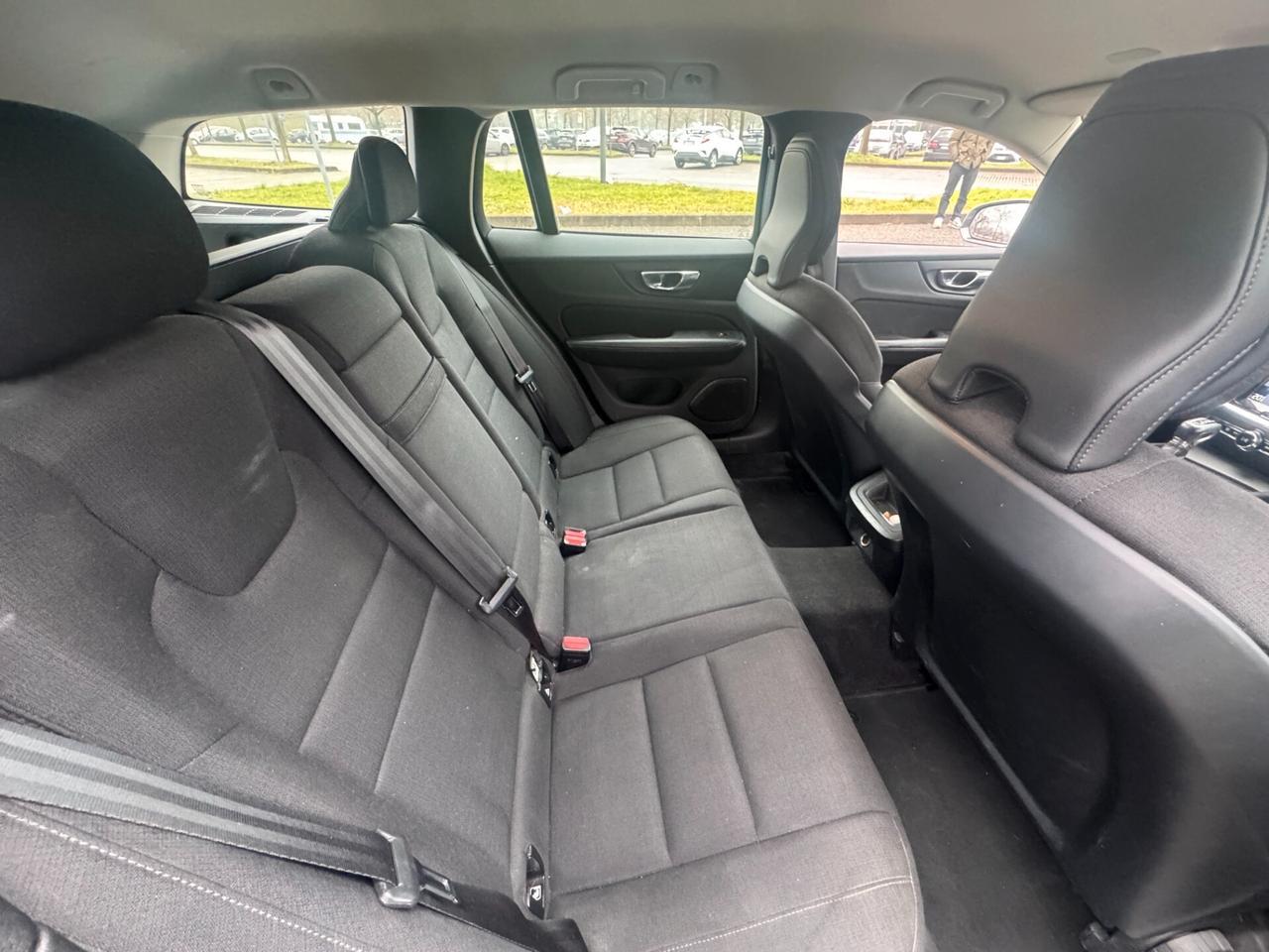 Volvo V60 2.0 d3 Momentum Business Pro auto my21