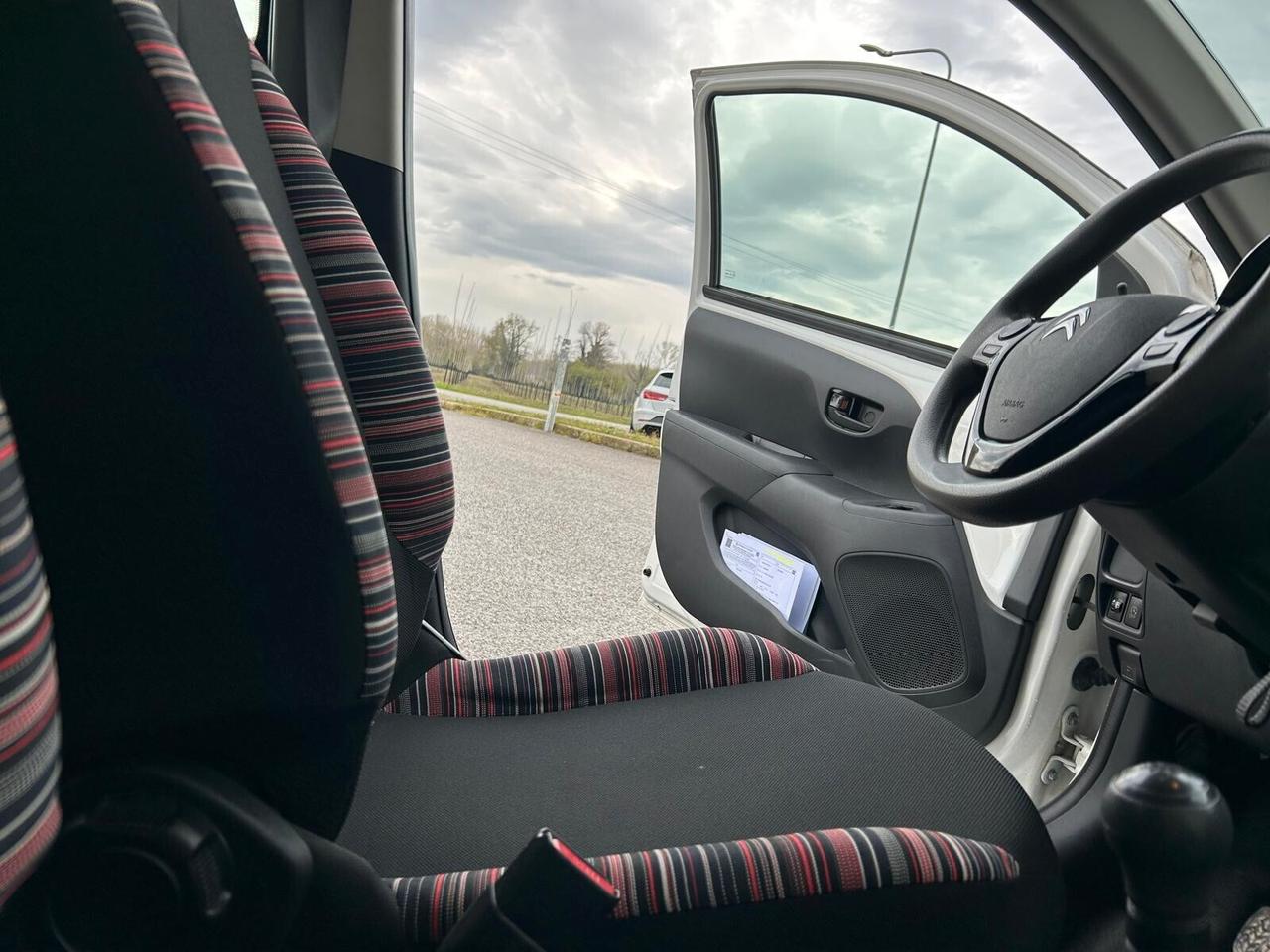 Citroen C1 FEEL 1.0 VTi 72 5 porte SPOTICAR