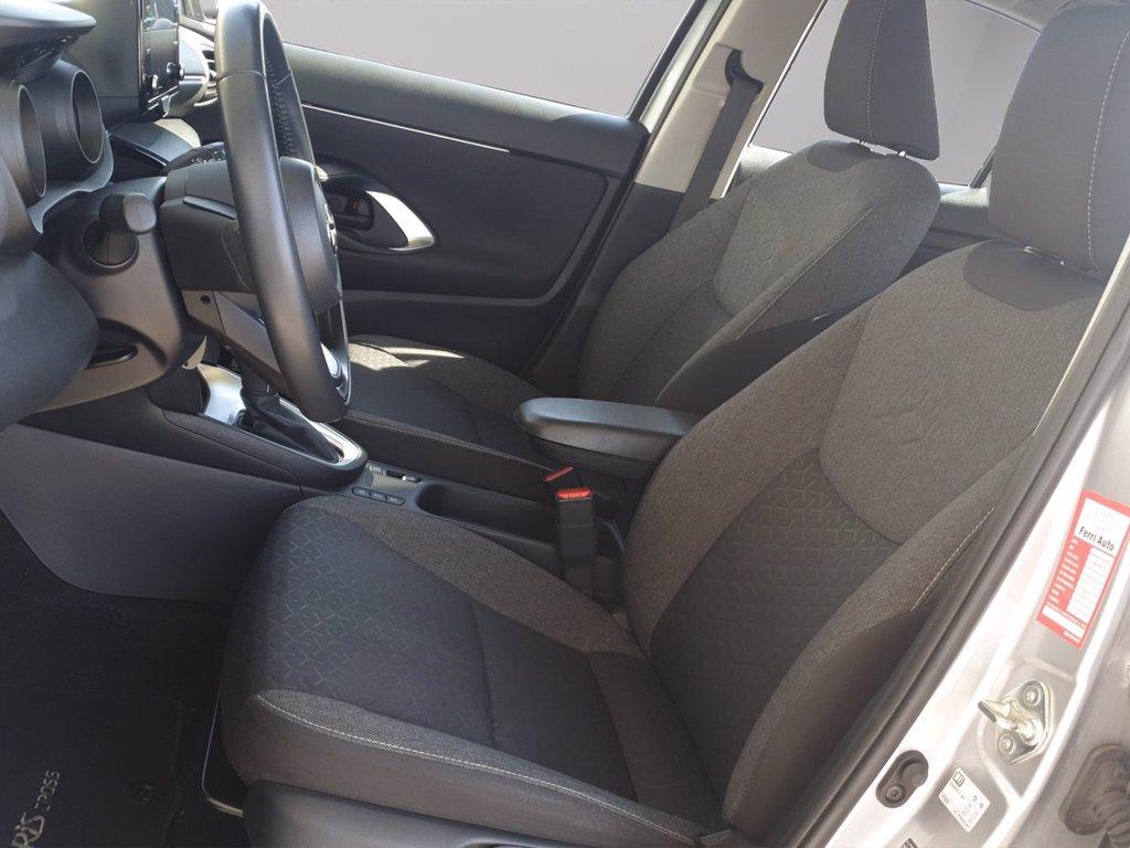 TOYOTA Yaris cross 1.5h active fwd 116cv e-cvt del 2023