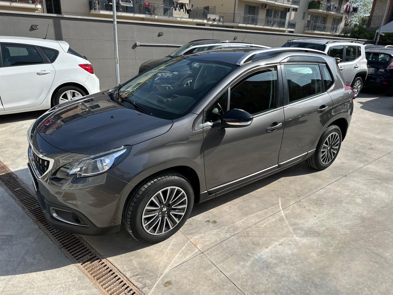 Peugeot 2008 BlueHDi 100 S&S Black Matt