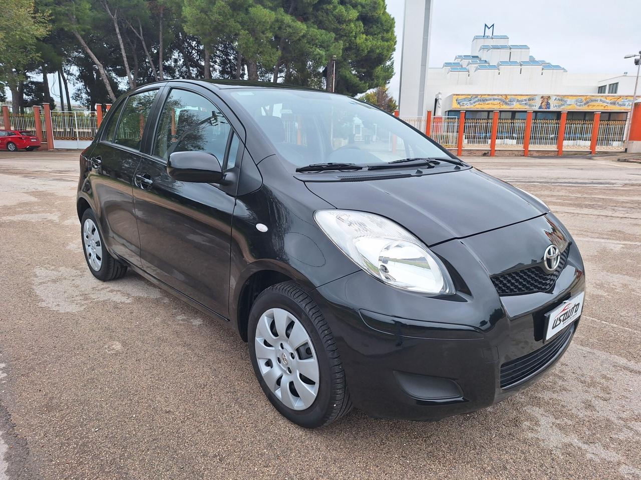 Toyota Yaris 1.0 benzina 5 porte 2009 PERFETTA