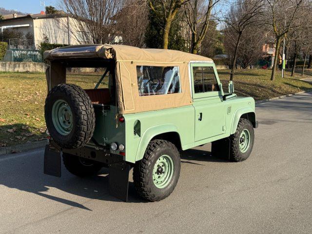 LAND ROVER Defender 300 TDI SOFT TOP 6 POSTI RESTAURO TOTALE