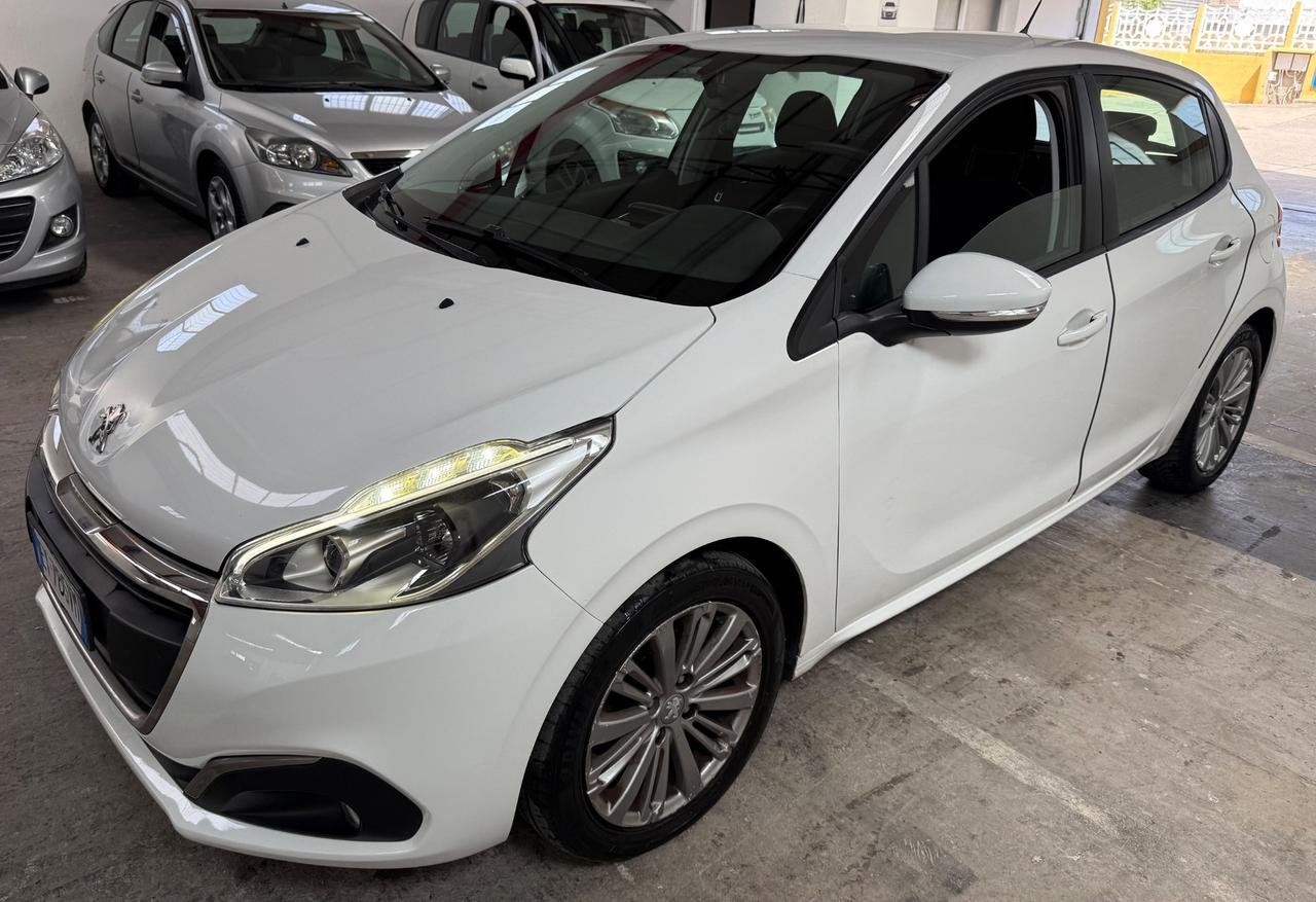 Peugeot 208 1.6 BlueHDi 75Cv 5 porte - 2015
