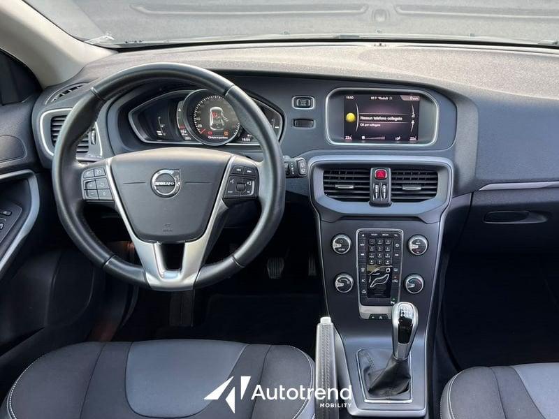 Volvo V40 D2 120 CV NAVI LED Business Plus