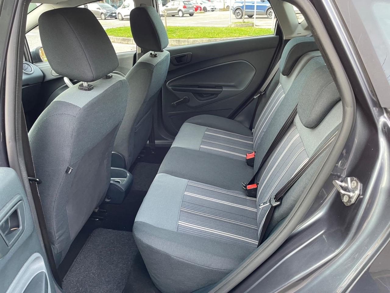 Ford Fiesta 1.4 5 porte Bz.- GPL Titanium*Neo patentati *