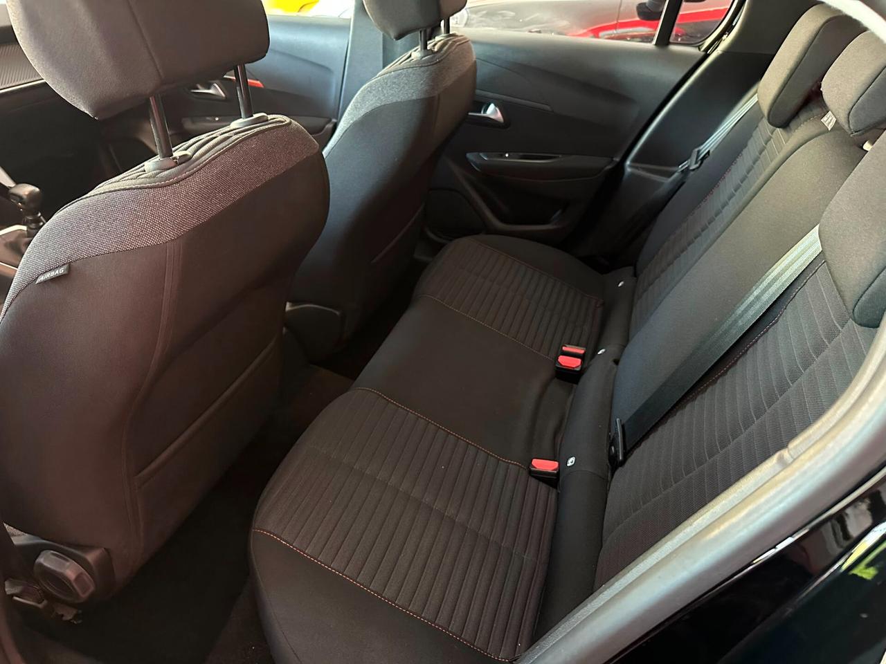 PEUGEOT 208 1.2 100cv ACTIVE PACK