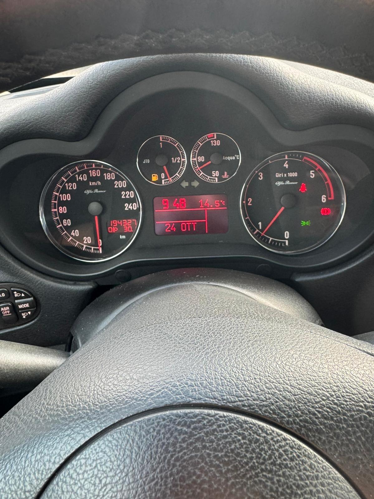 Alfa Romeo 147 1.9 JTD (120) 5 porte Exclusive