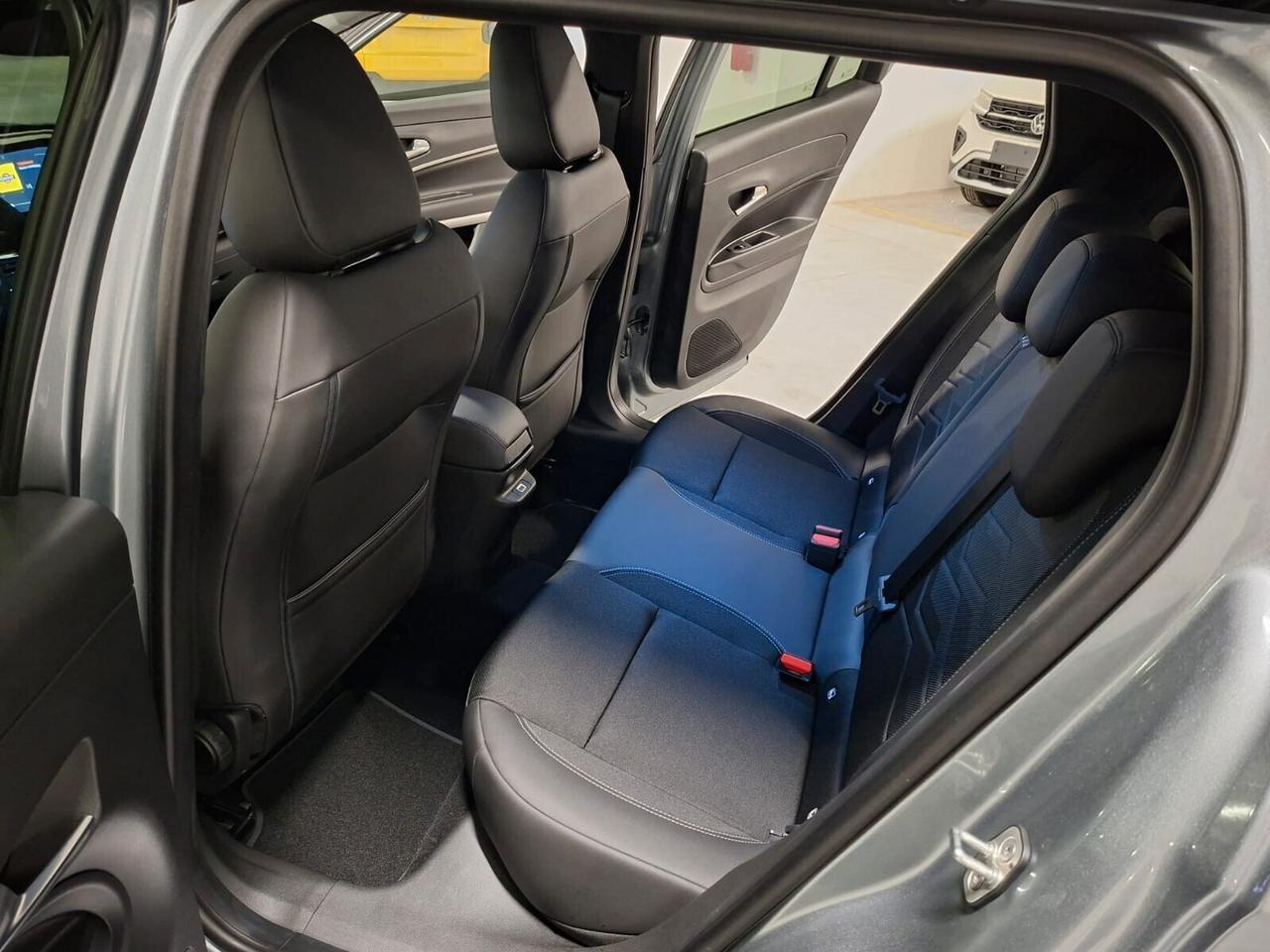Jeep Avenger 1.2 Turbo mhev e-Hybrid Summit eDCT6 Km.0