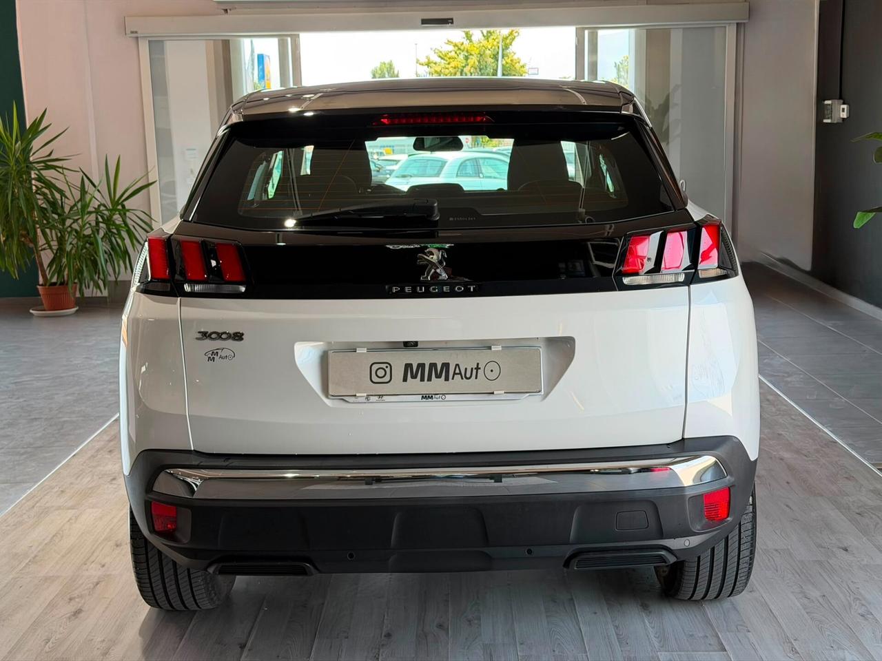 Peugeot 3008 BlueHDi 130 S&S EAT8 Allure