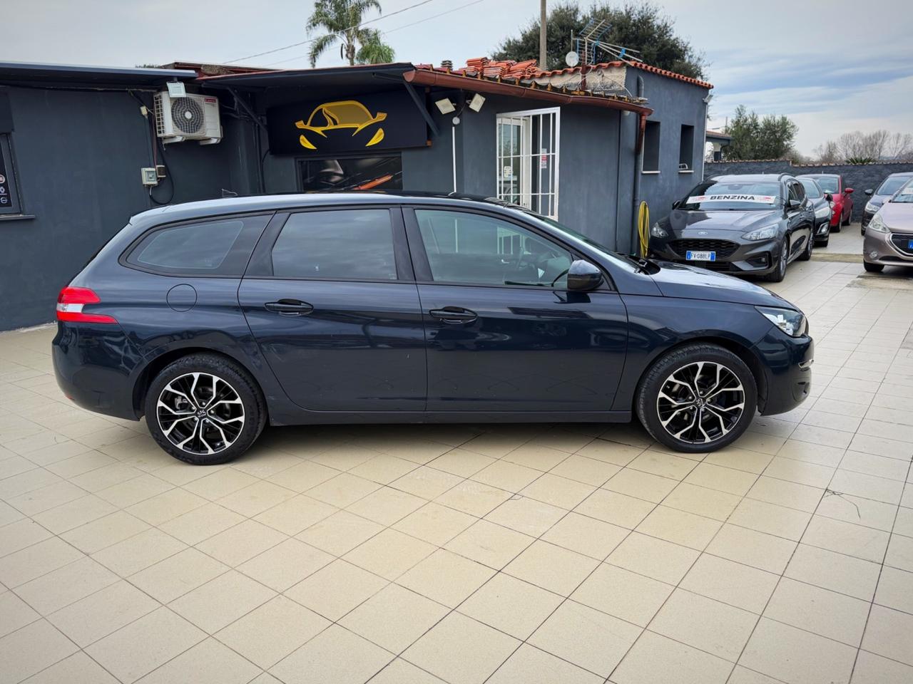Peugeot 308 BlueHDi 120 S&S SW Business Garanzia 12 Mesi