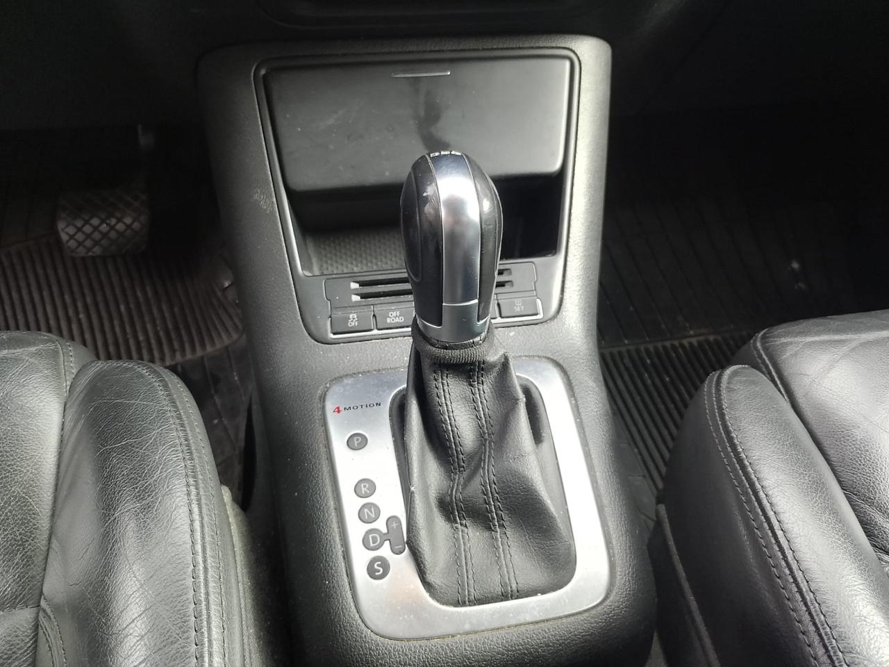 Volkswagen Tiguan 2.0 TDI 4MOTION DSG Sport&Style 2010