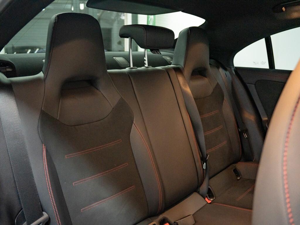 Mercedes-benz CLA 200 d Automatic Premium