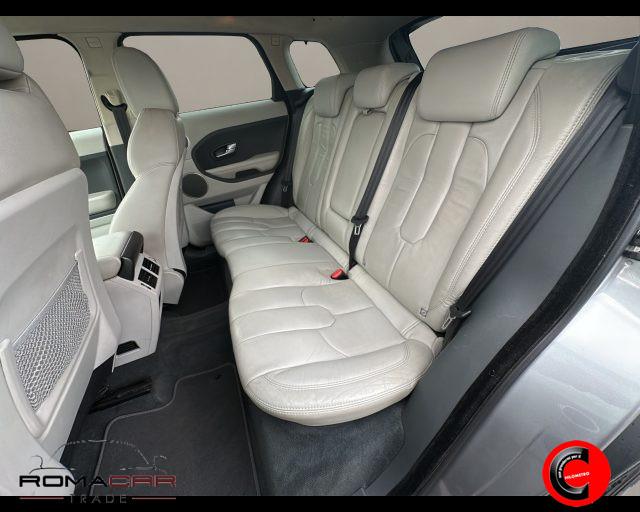 LAND ROVER Range Rover Evoque 2.2 TD4 5p. Pure