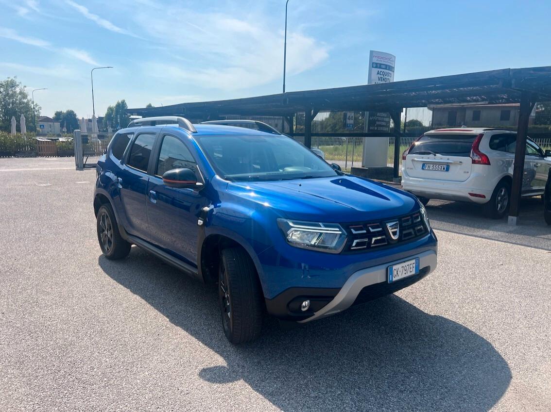 Dacia Duster 1.0 tce SL Extreme Gpl 4x2 100cv Navigatore Pelle Fari Led - FULL OPTIONAL