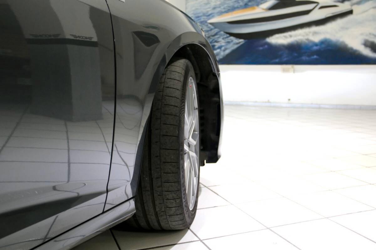 Audi A6 Avant 40 2.0 tdi S Line 204cv S-Tronic