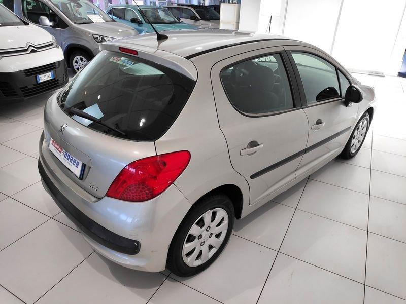 Peugeot 207 1.4 88CV 5p. XS