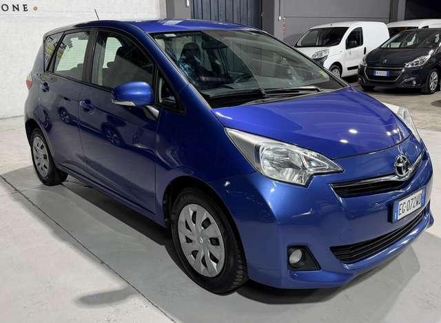 Toyota Verso-S Benzina Neopatentati Retrocamera