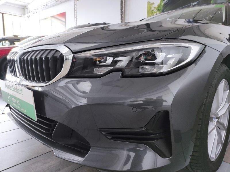 BMW Serie 3 (G20/21/80) 320d xDrive Business Advantage