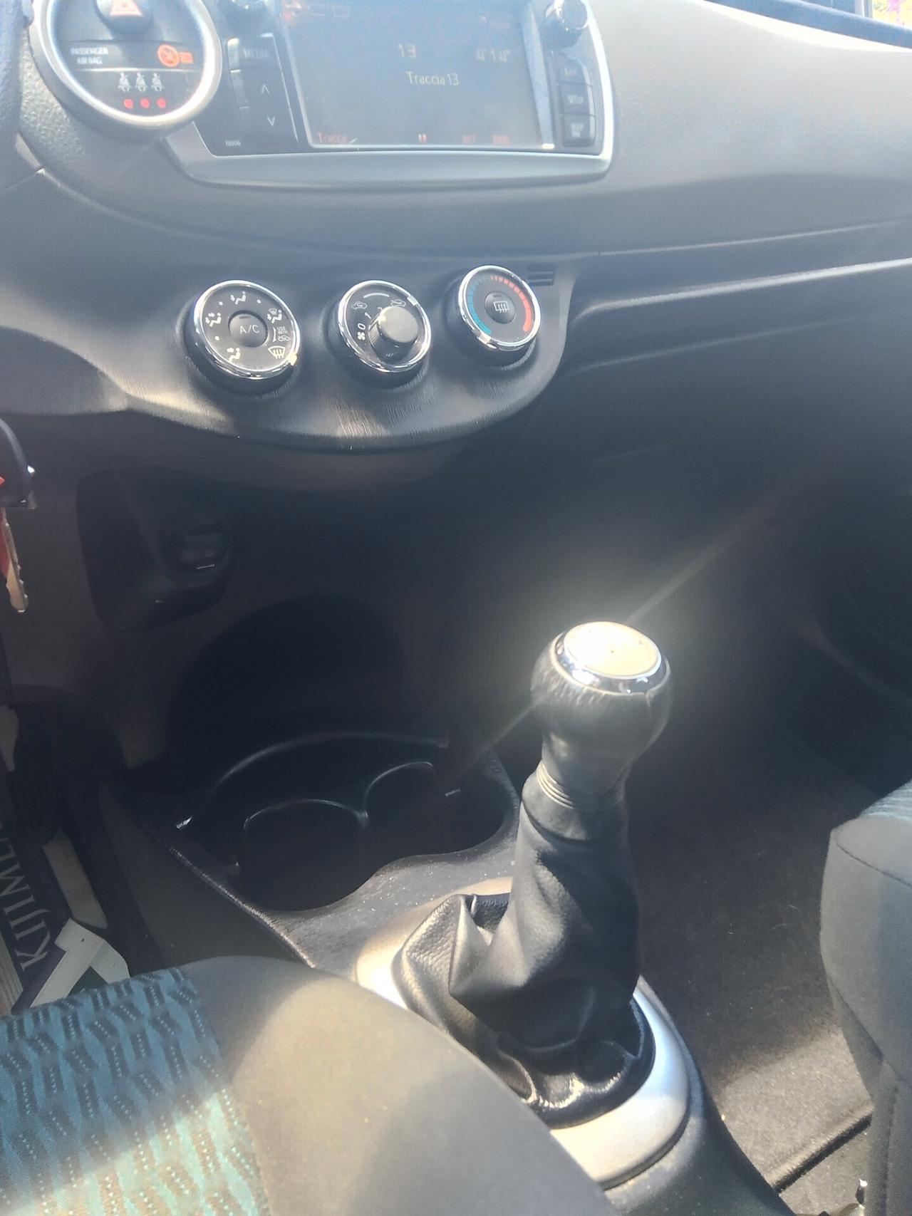 Toyota Yaris 1.0 5 porte Active