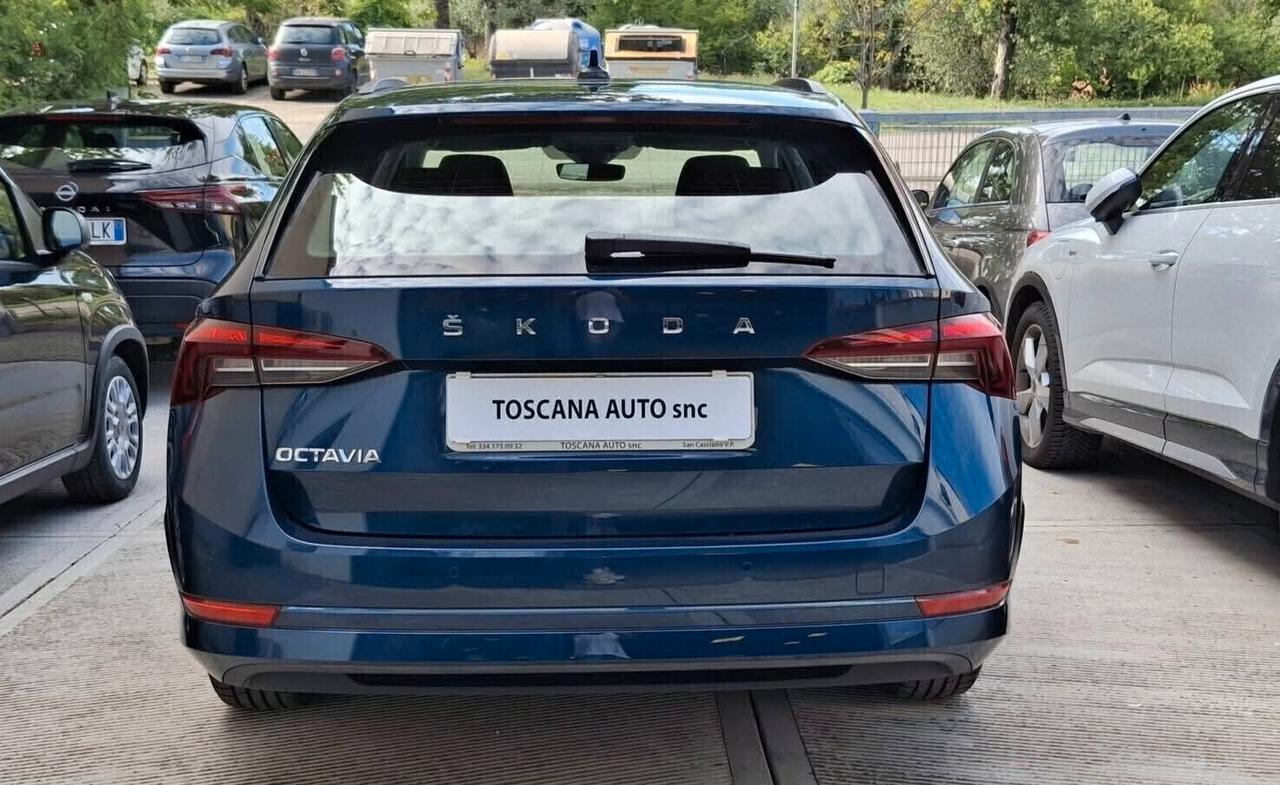 Skoda Octavia 2.0 TDI DSG Wagon 10.000km