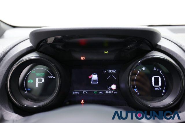 TOYOTA Yaris 1.5 HYBRID 5 PORTE LOUNGE FARI LED TETTO PANORAMA
