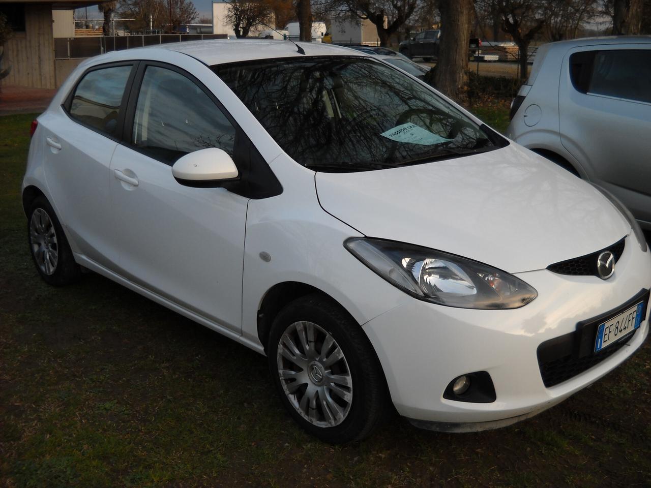 Mazda 2 Mazda2 1.3 16V 75CV 5p. Play GPL