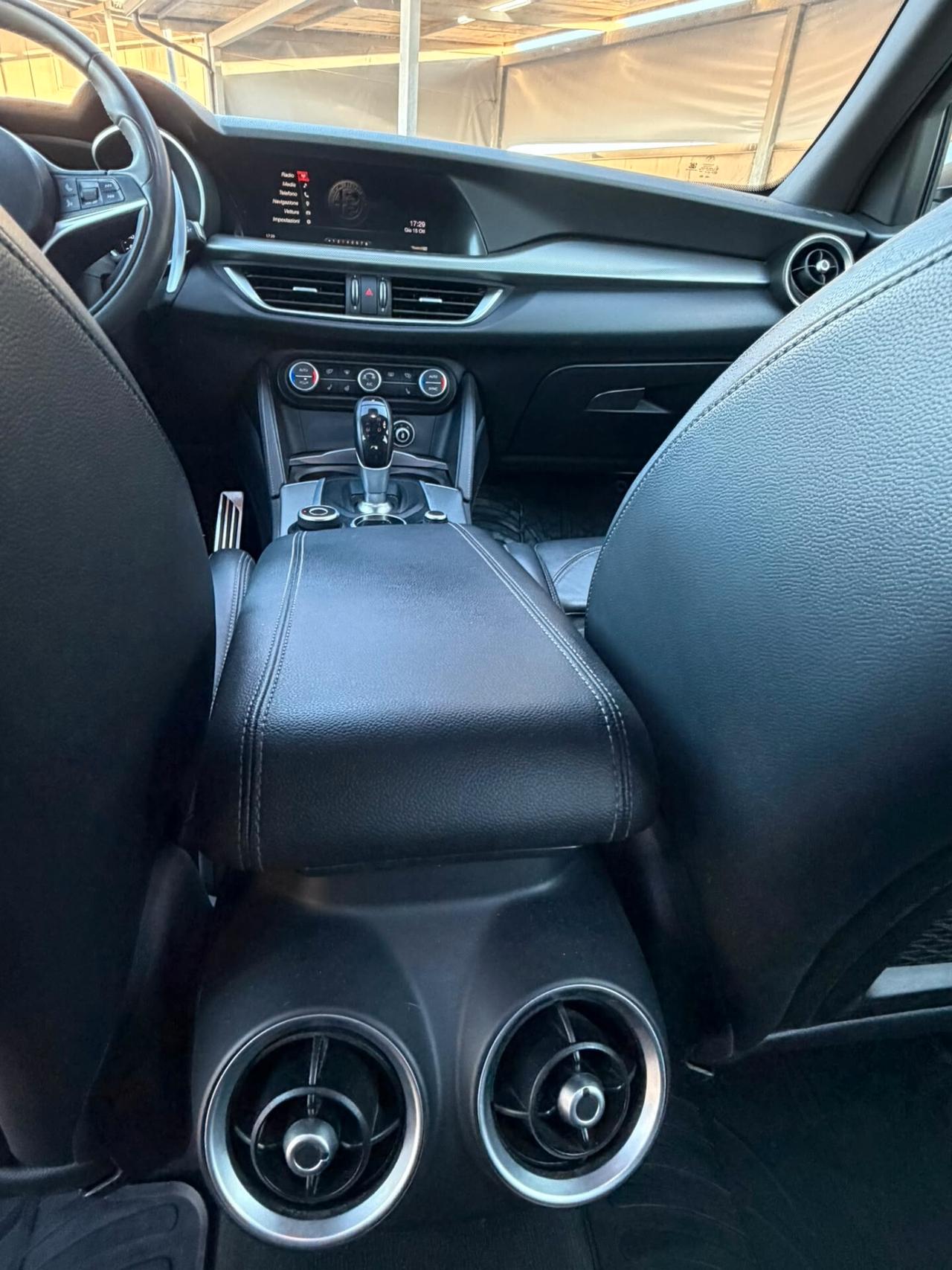 Alfa Romeo Stelvio 2.2 Turbodiesel 210 CV AT8 Q4 B-Tech