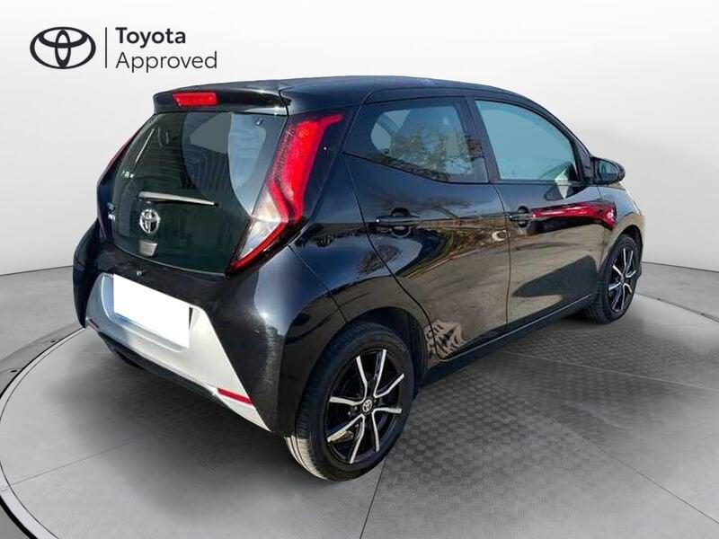 Toyota Aygo 1.0 72 CV x-play