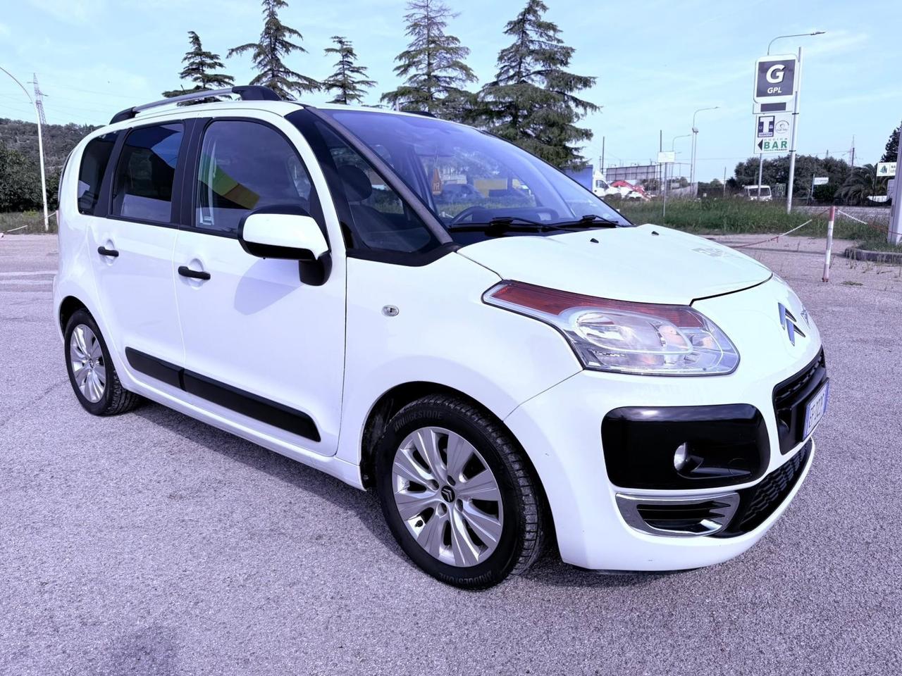 Citroen C3 Picasso 1.6 HDi 90cv OK Neo patentati