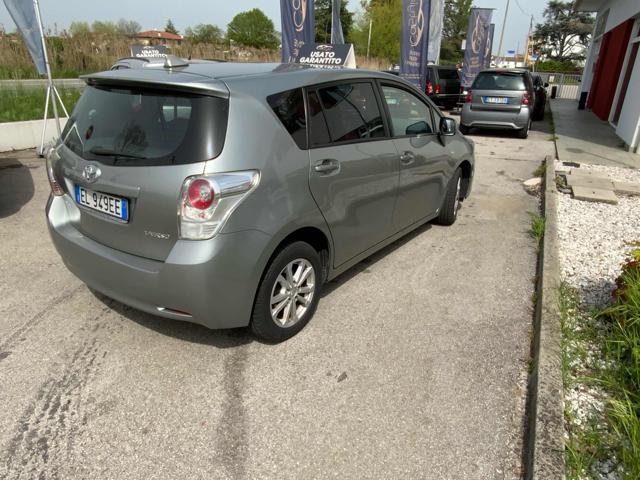 TOYOTA Verso 2.0 D Sol 7 posti