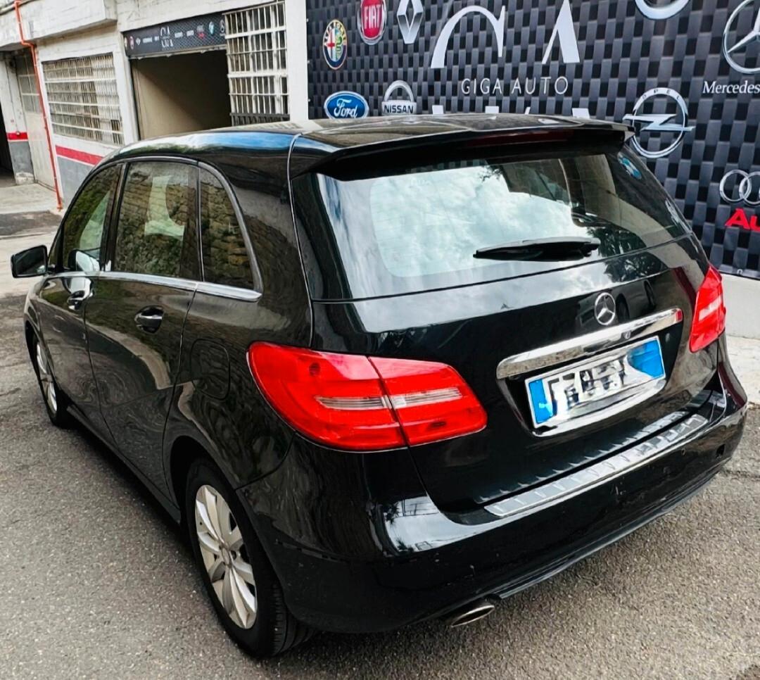 Mercedes-benz A 180 Premium