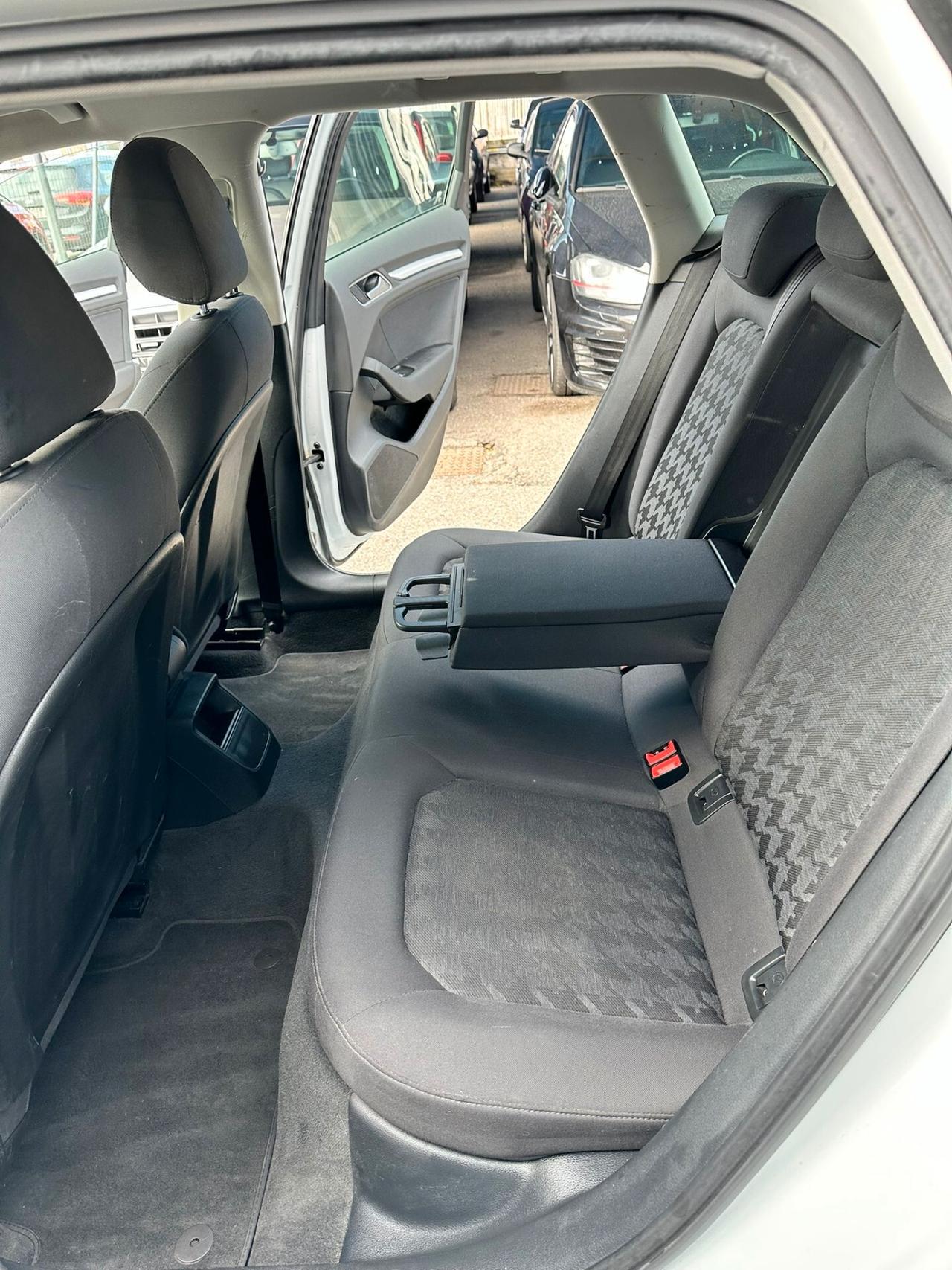 Audi A3 SPB 1.6 TDI clean diesel Ambition