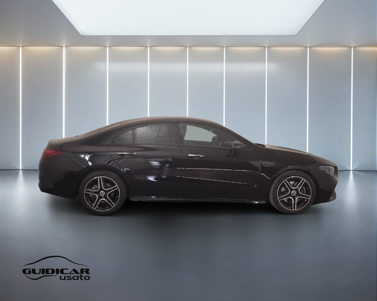Mercedes-Benz CLA Coupe - C118 2023 - CLA Coupe 200 d AMG Line Advanced Plus auto