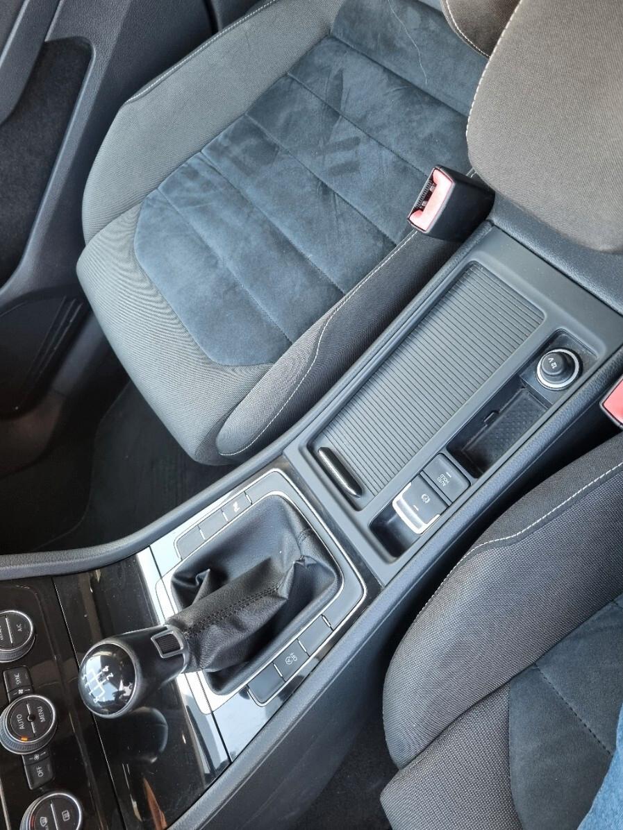 Volkswagen Golf 1.6 TDI 5p. Highline BlueMotion Technology