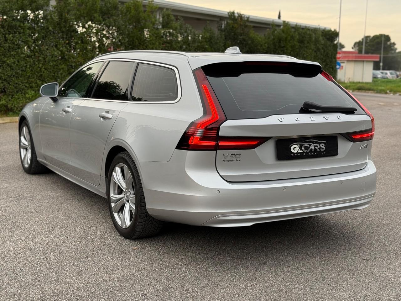 Volvo V90 B4 (d) AWD Geartronic Momentum Business Pro