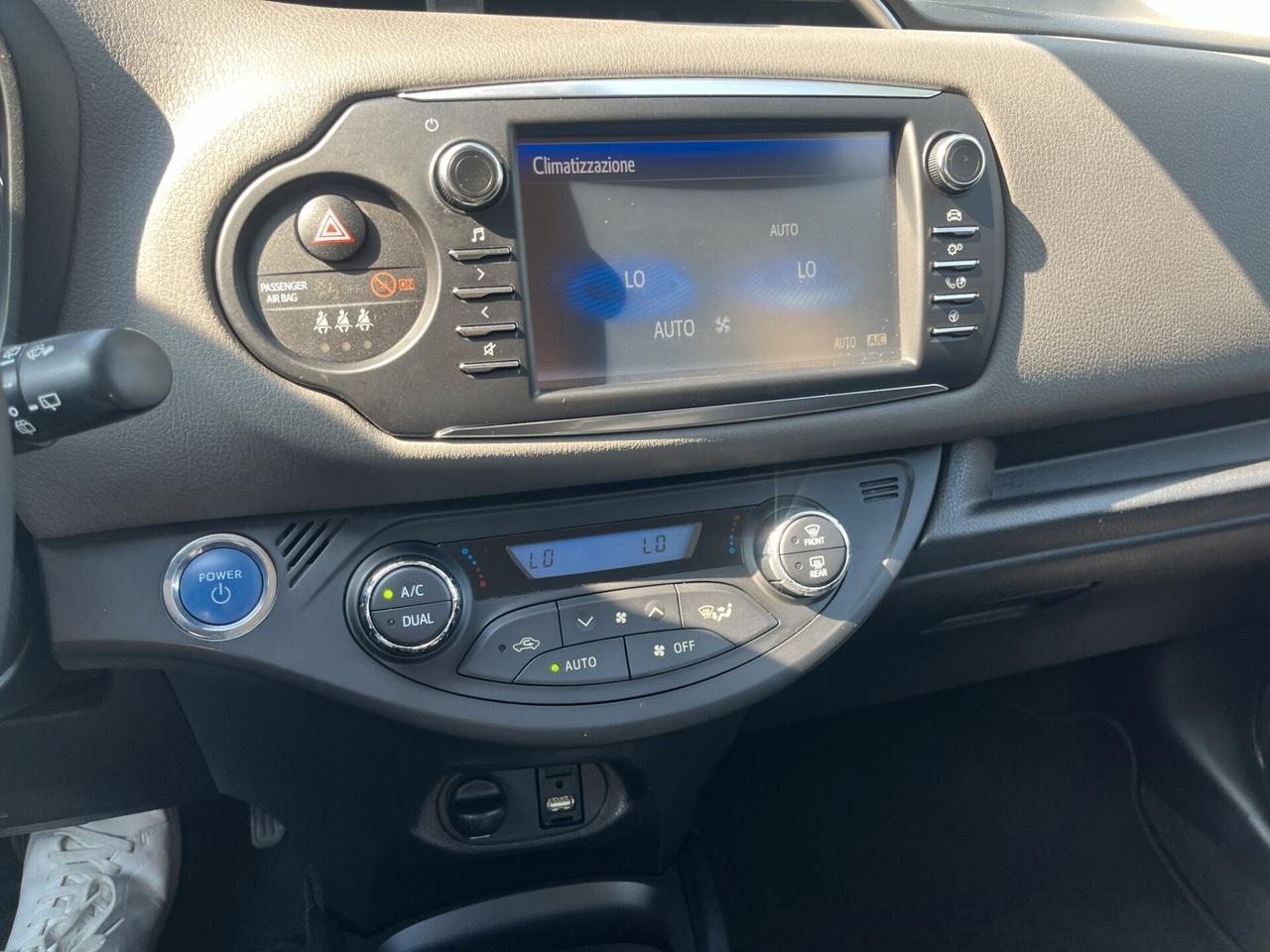 Toyota Yaris 1.5 Hybrid 5 porte Active