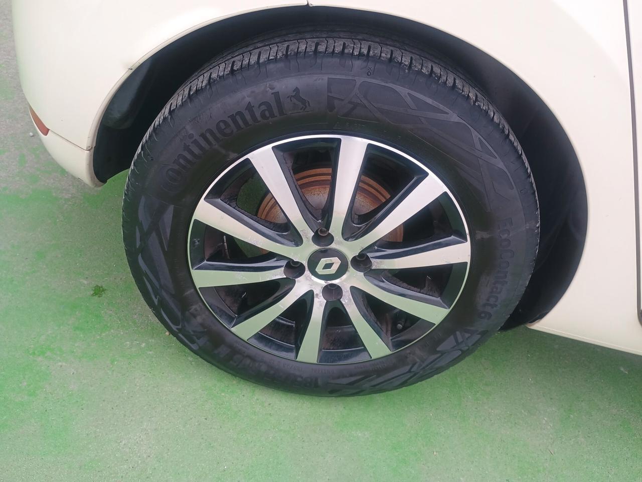 RENAULT CLIO NEOPATENTATI EURO6