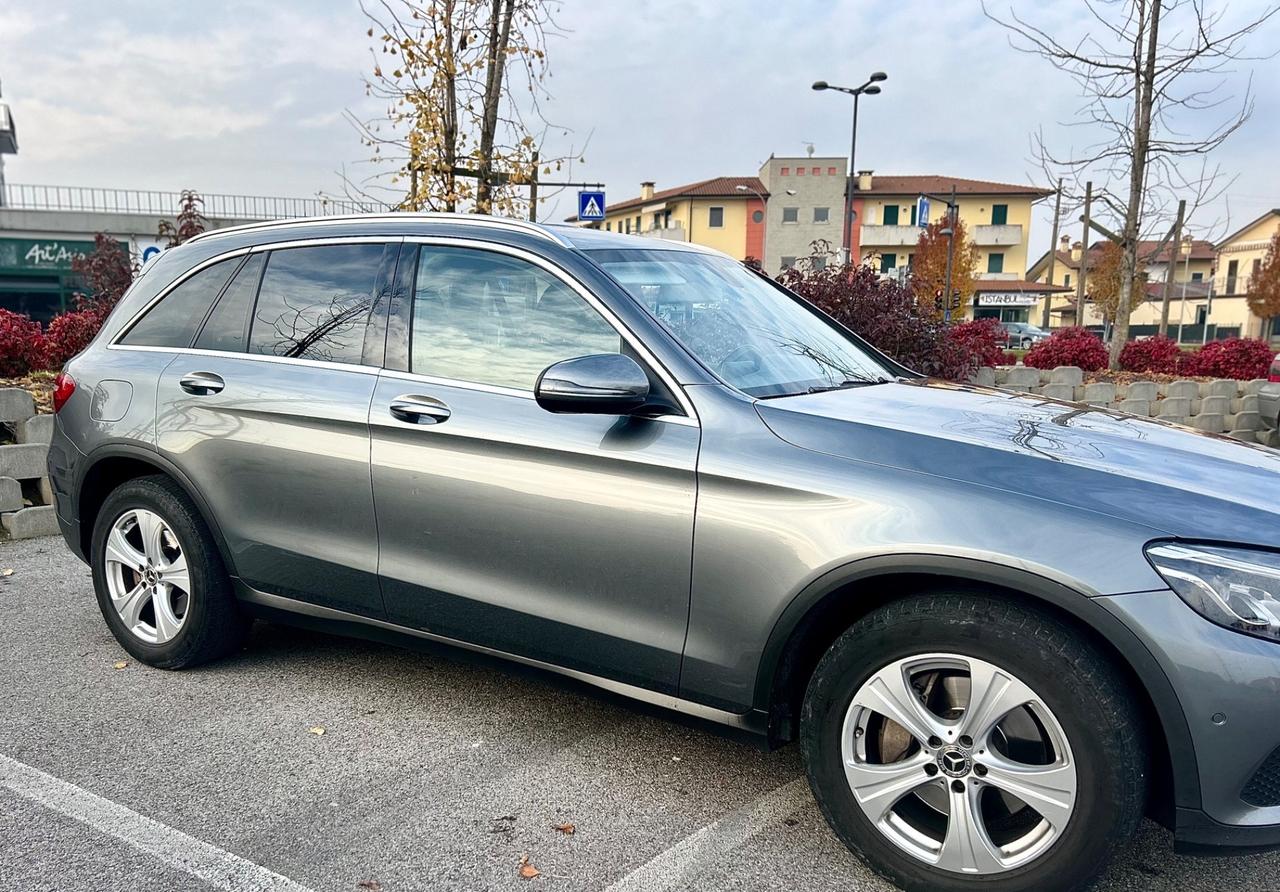 Mercedes-benz GLC 220 Sport exclusive