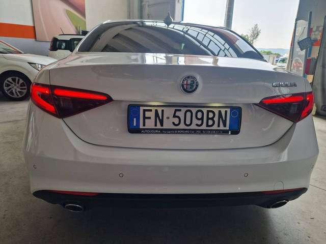 Alfa Romeo Giulia Giulia 2.2 t Super 180cv auto