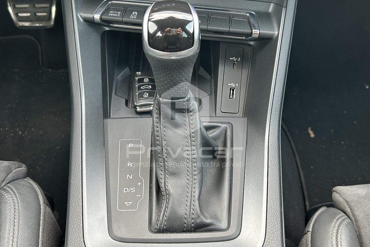 AUDI RS Q3 SPB quattro S tronic