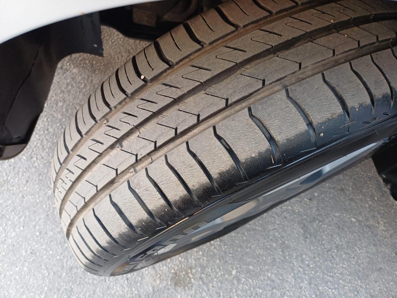 Fiat Qubo 1.3 MJT Diesel E6 Trekking PARI AL NUOVO - 2017