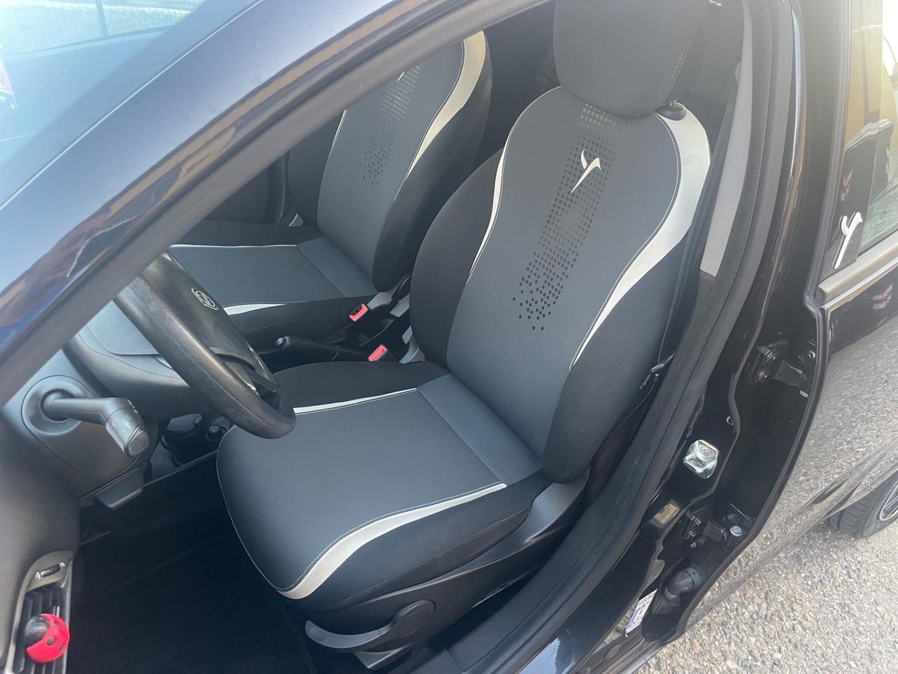 Lancia Ypsilon 1.2 69 CV 5 porte GPL Ecochic Gold