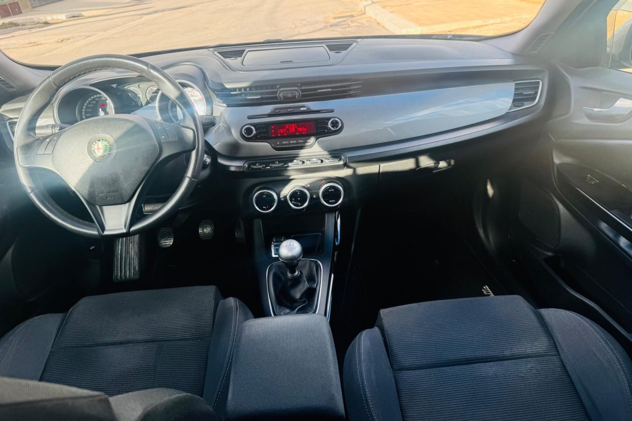 Alfa Romeo Giulietta 1.6 JTDm-2 105 CV Distinctive