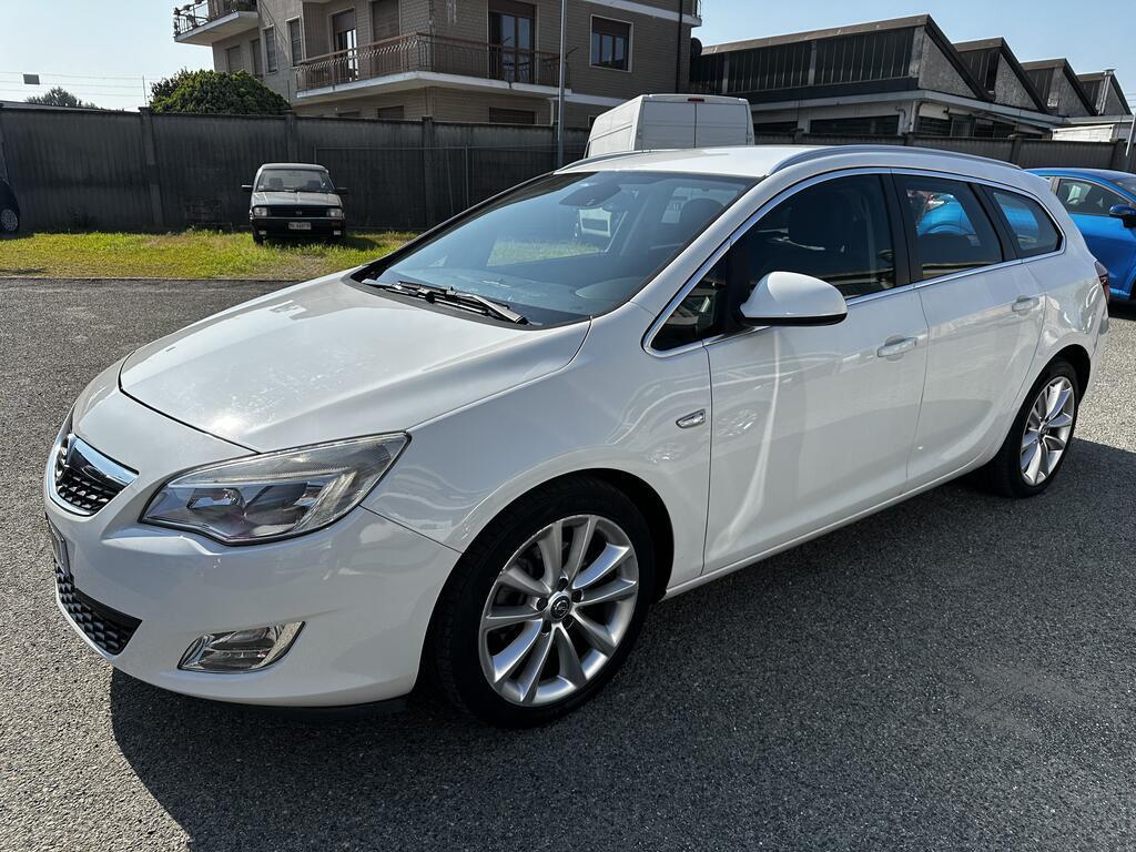 Opel Astra Sports Tourer 1.7 CDTI Cosmo