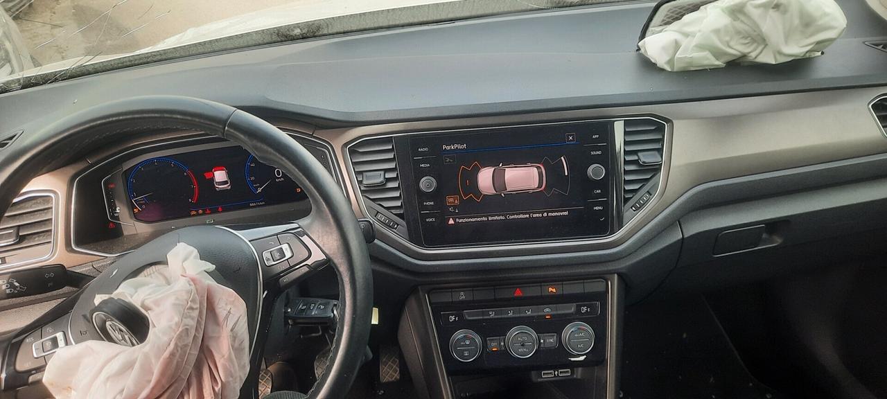 Volkswagen T-Roc cc15 150cv benzina anno 2018