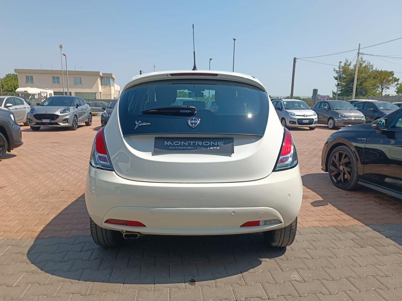 Lancia Ypsilon 1.2 69 CV 5 porte Gold