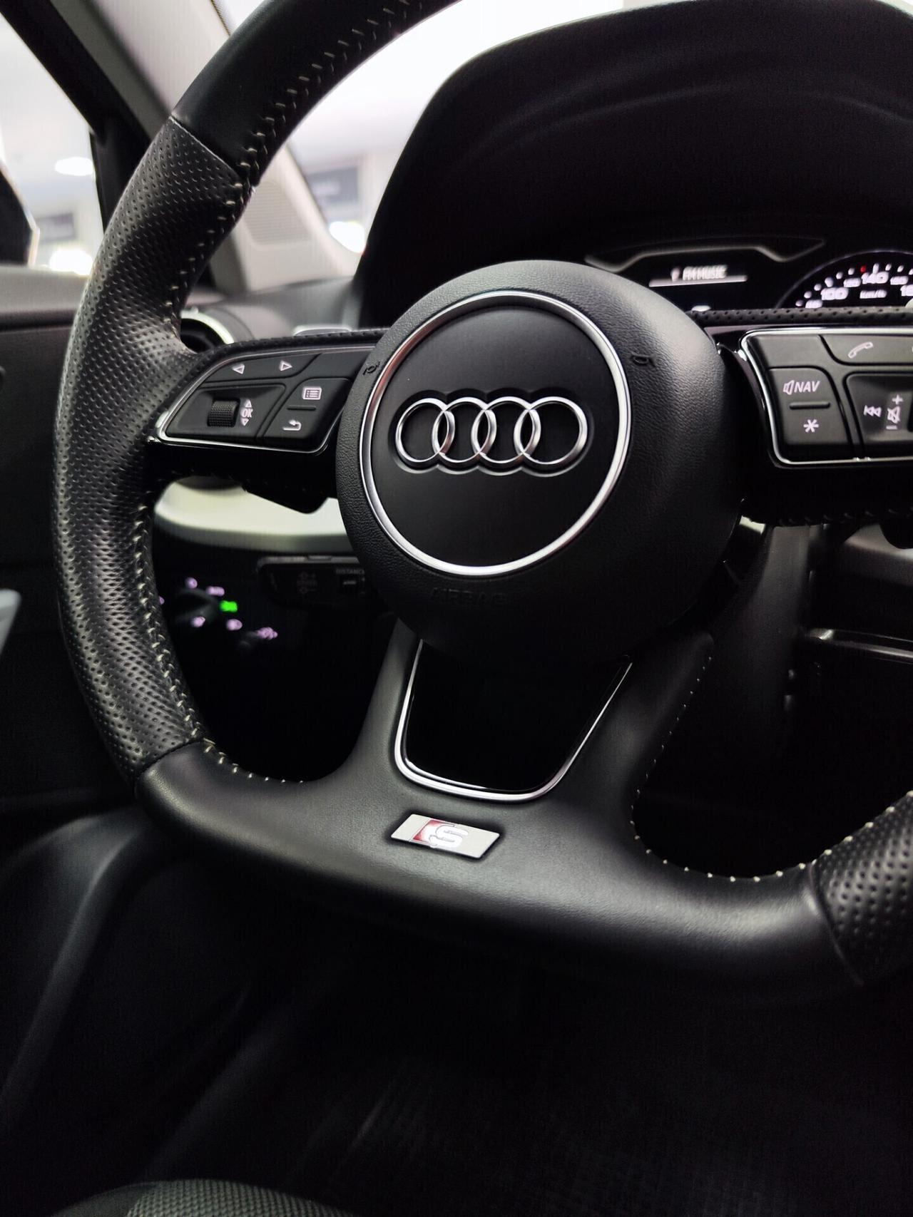 Audi Q2 30 TDI 116cv S tronic S line Edition Black