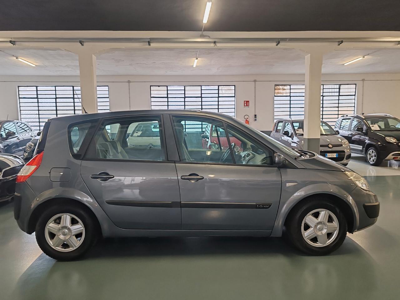 Renault Scenic Scénic 1.6 16V Pack
