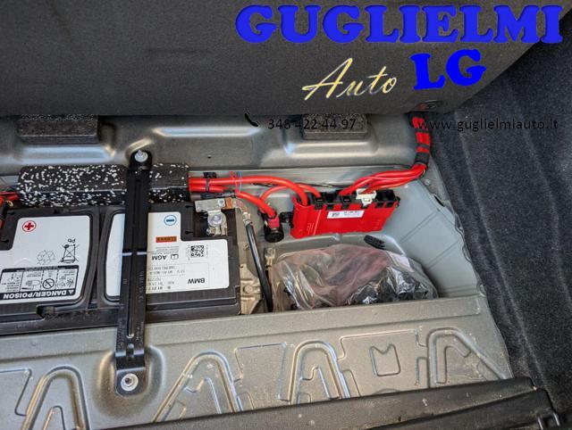BMW 118 d 5p. Advantage automatica