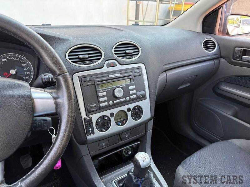 Ford Focus AUTO PER COMMERCIANTI NON RICONDIZIONATA- FOCUS 1.8 TDCi (115CV) - GOMME 4 STAGIONI